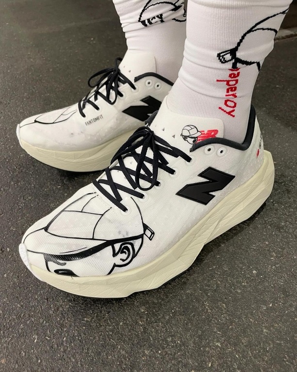 Paris new balance on sale